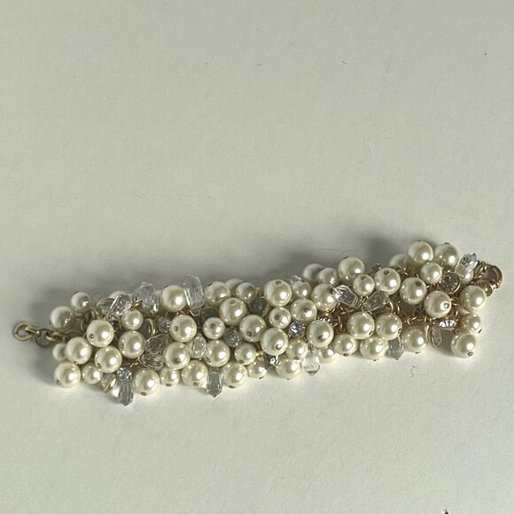 J Crew Faux Pearl Crystal Bracelet Gold Chain Cluster Statement Clasp Wedding - Picture 5 of 10
